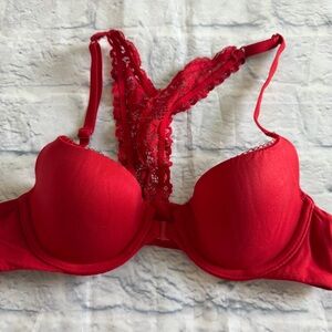 Victoria’s Secret Body By Victoria Demi Bra 32A | Red Front Close Lace